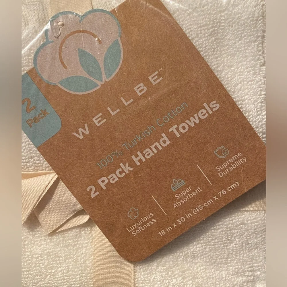 Luxurious Egyptian Cotton Wellbe Cream White Hand Towels 2 Pack New in Package